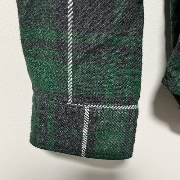 J.Crew Wallace & Barnes Men’s Green Plaid Flannel Shirt, 100% Cotton, Sz Medium - Picture 9 of 14
